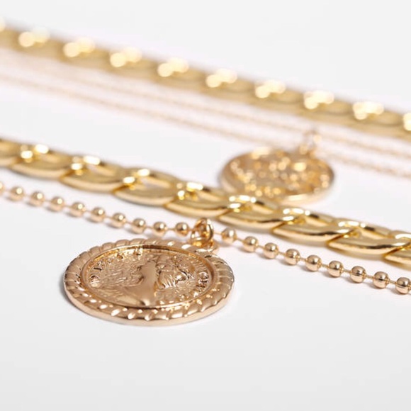 Layered Chains Adjustable Necklace New - Picture 3 of 4